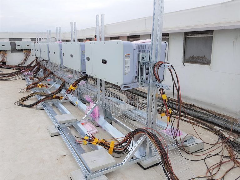 Renovatie omvormers zonnepanelen